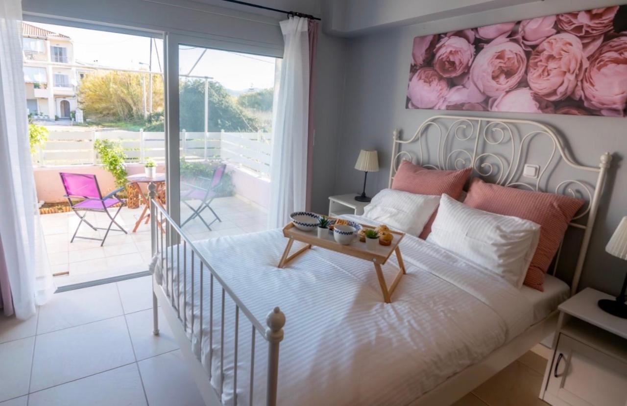 To Mikro Boutique Apartment Lefkáda エクステリア 写真